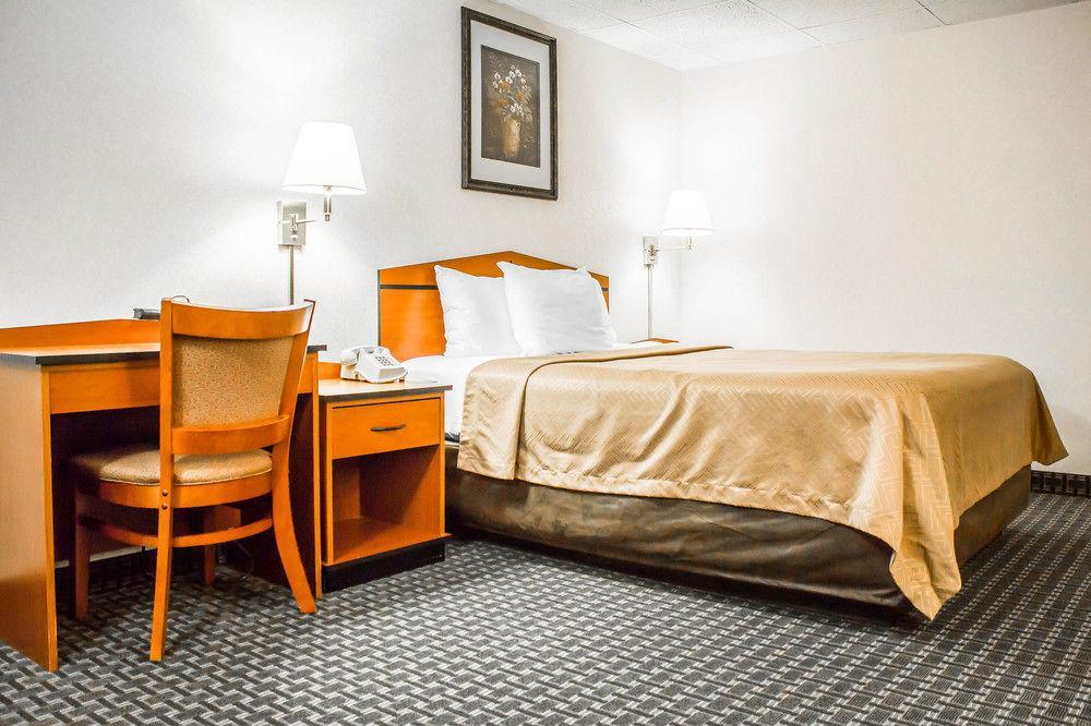 Rodeway Inn State College - Near University Eksteriør billede
